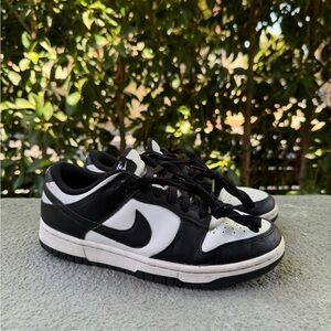 Nike Dunks Panda